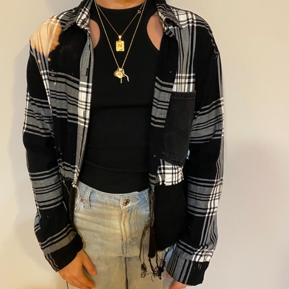 Upcycled plaid and denim shirt - Picture 2 of 8